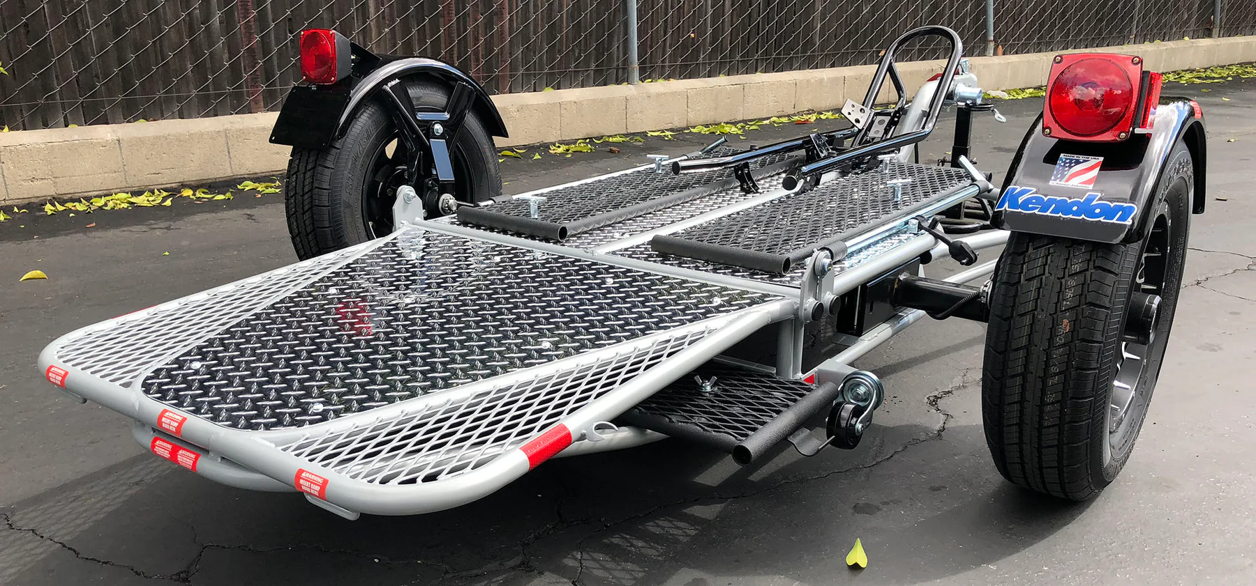 Single Ride-Up SRL Stand-Up™ Motorcycle Trailer