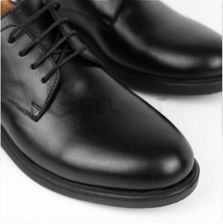 حذاء جلدي كلاسيكي