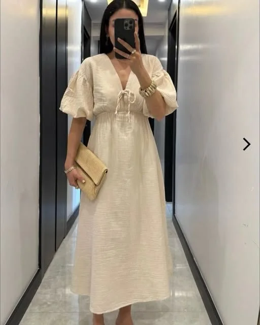 Robe Rosalie – Élégance Intemporelle