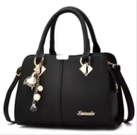 حقيبة يد نسائية أنيقة بمقبض مزدوج