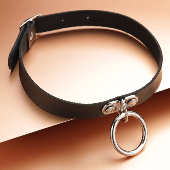 Collier / Choker / Ras-de-cou en cuir Gothique