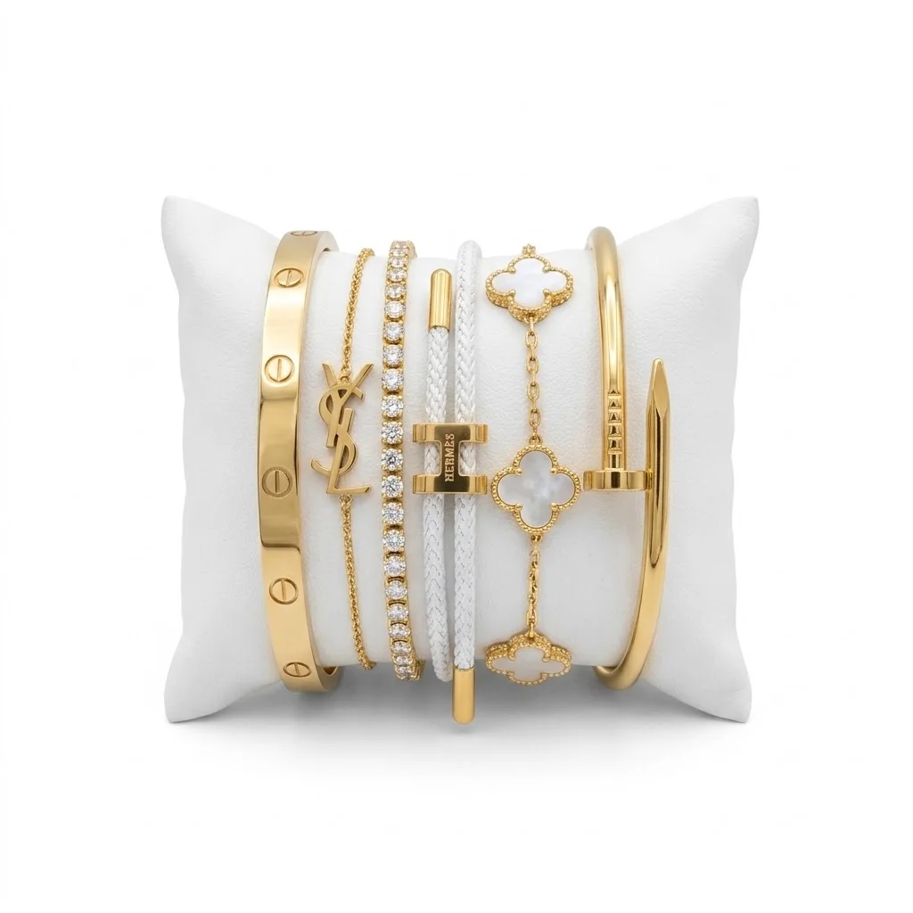 Pack de 6 Bracelets Dorés & Noir/Blanc – Style Luxe & Élégant