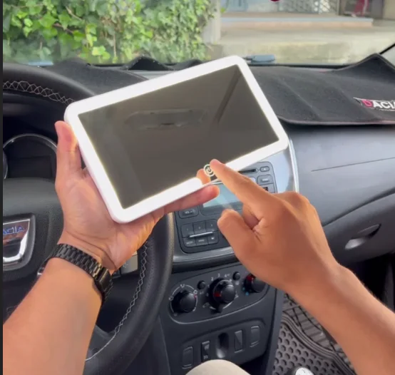 LED Miroir de Voiture pour Pare-Soleil – Lumière Ajustable et Tactile