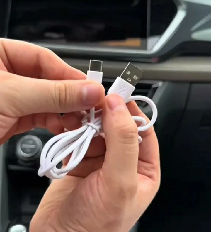 Miroir de maquillage LED pour voiture sur Rétroviseur, Rechargeable, 3 d'éclairage réglable, Tactile