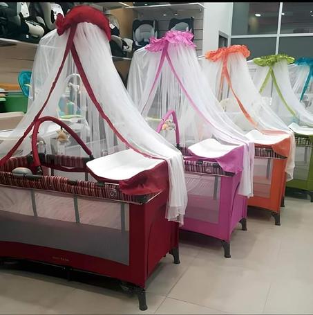 LIT PARC C67- MON BÉBÉ Le Lit Mon Bébé est un lit Parc confortable et pratique, offrant à votre enfant l’espace idéal pour d’agréables siestes.