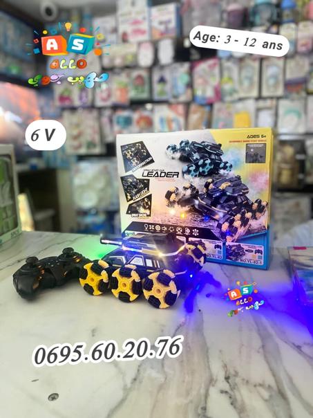 【 أفضل هدية للأطفال 】هذه سيارة رائعة تعمل بجهاز تحكم عن بعد متعددة الوظائف. يمكنها الدوران 360 درجة