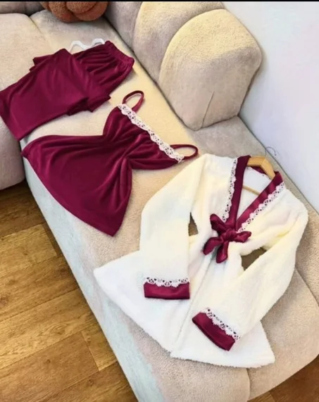 PYJAMA 3 PIECES CHIC