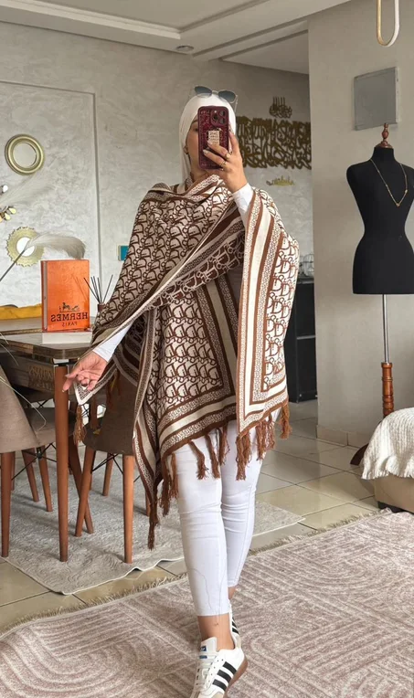 CAPE ELEGANTE REF 74