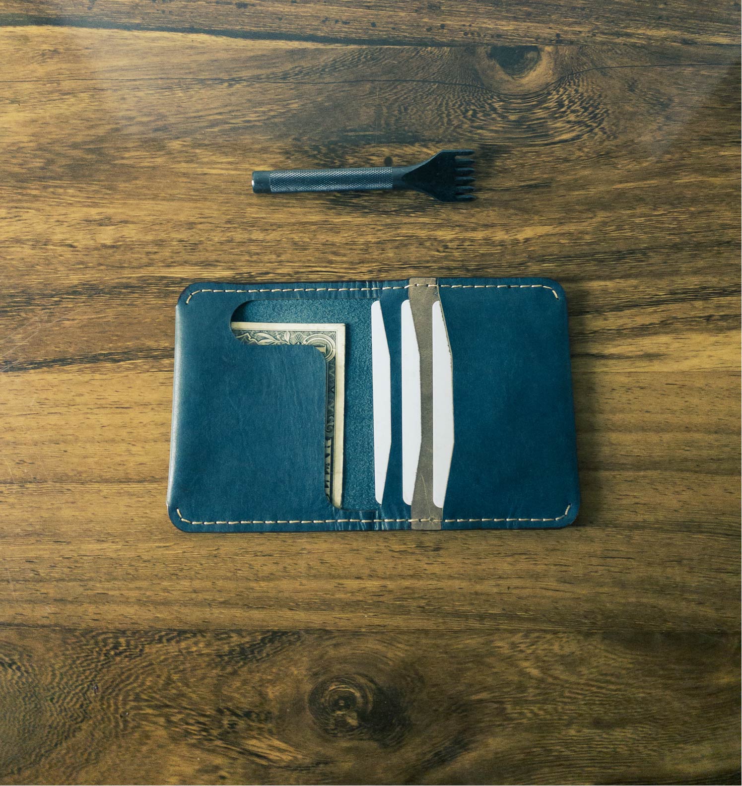 Portefeuille Urbain Moderne Blue-marine