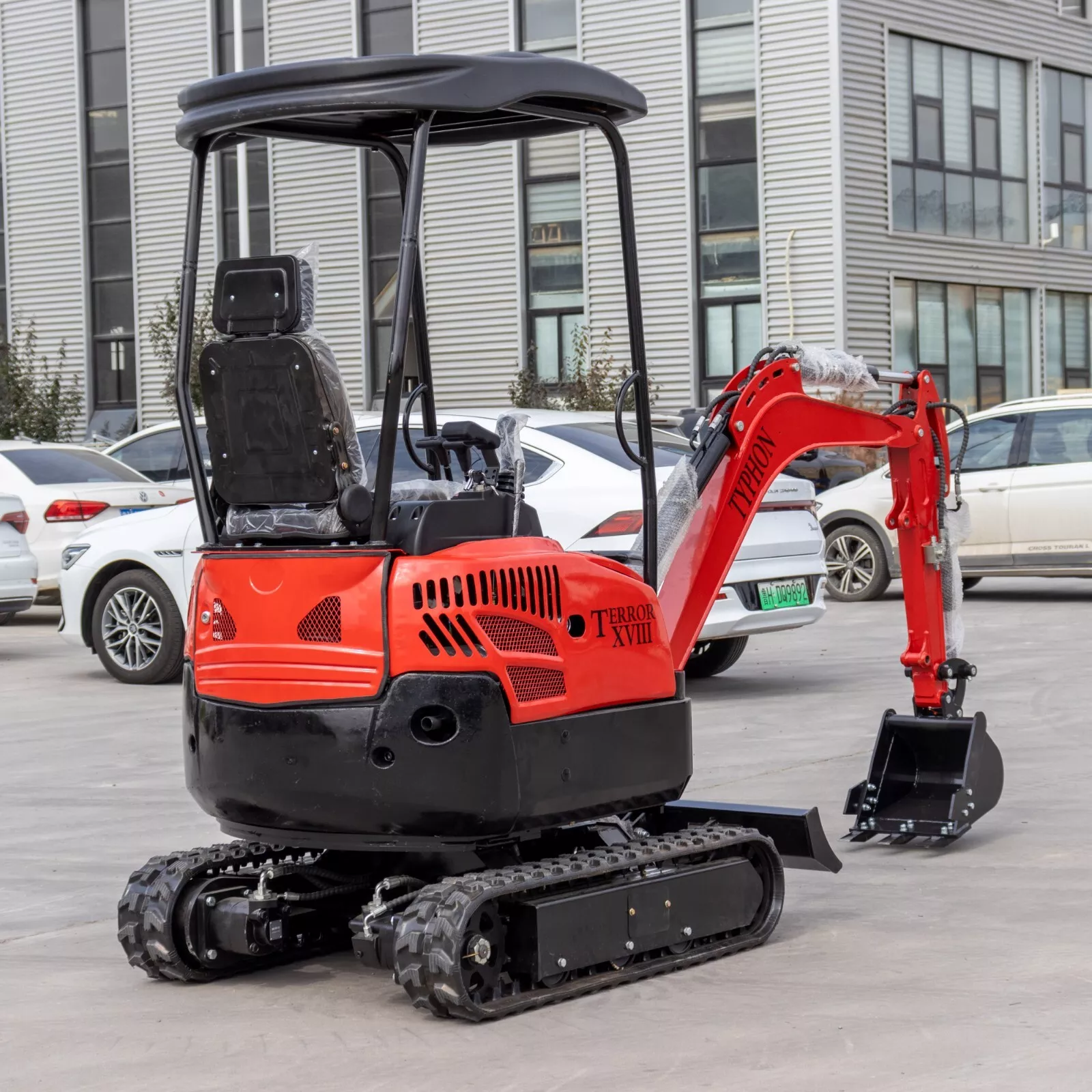4,000 lbs Terror XVIII Mini Excavator, EPA Certified KUBOTA D902 Diesel Machine