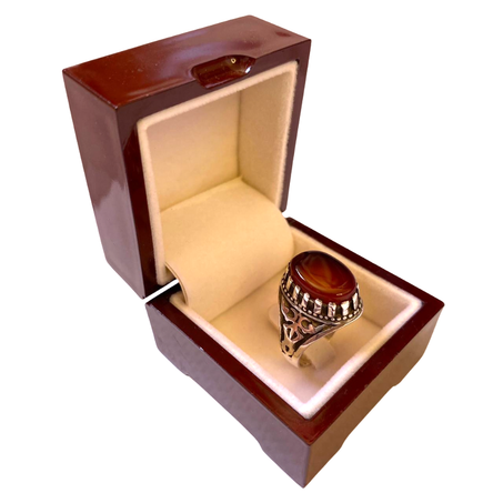 خاتم فضة وحجر العقيق اليمني