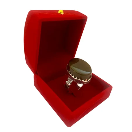 خاتم من فضة وحجر العقيق