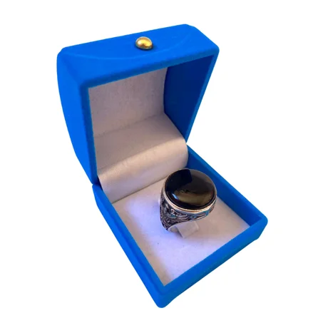 خاتم من فضة وحجر الأونيكس الطبيعي