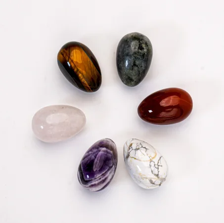 مجموعة أحجار كريمة طبيعية