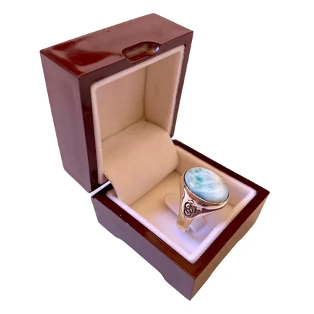 خاتم من فضة عيار و حجر لاريمار