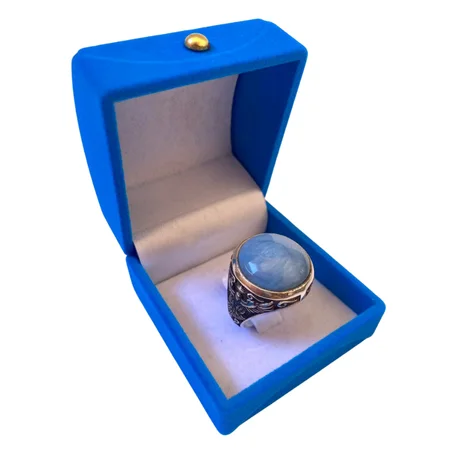 خاتم نقرة وحجر الأوبال البيروفي