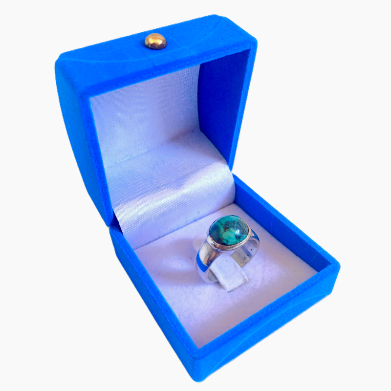 خاتم من فضة وحجر الفيروز الطبيعي