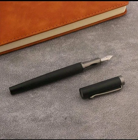Stylo Plume en Métal Noir