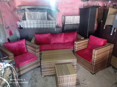 Salon de jardin en résine tressée