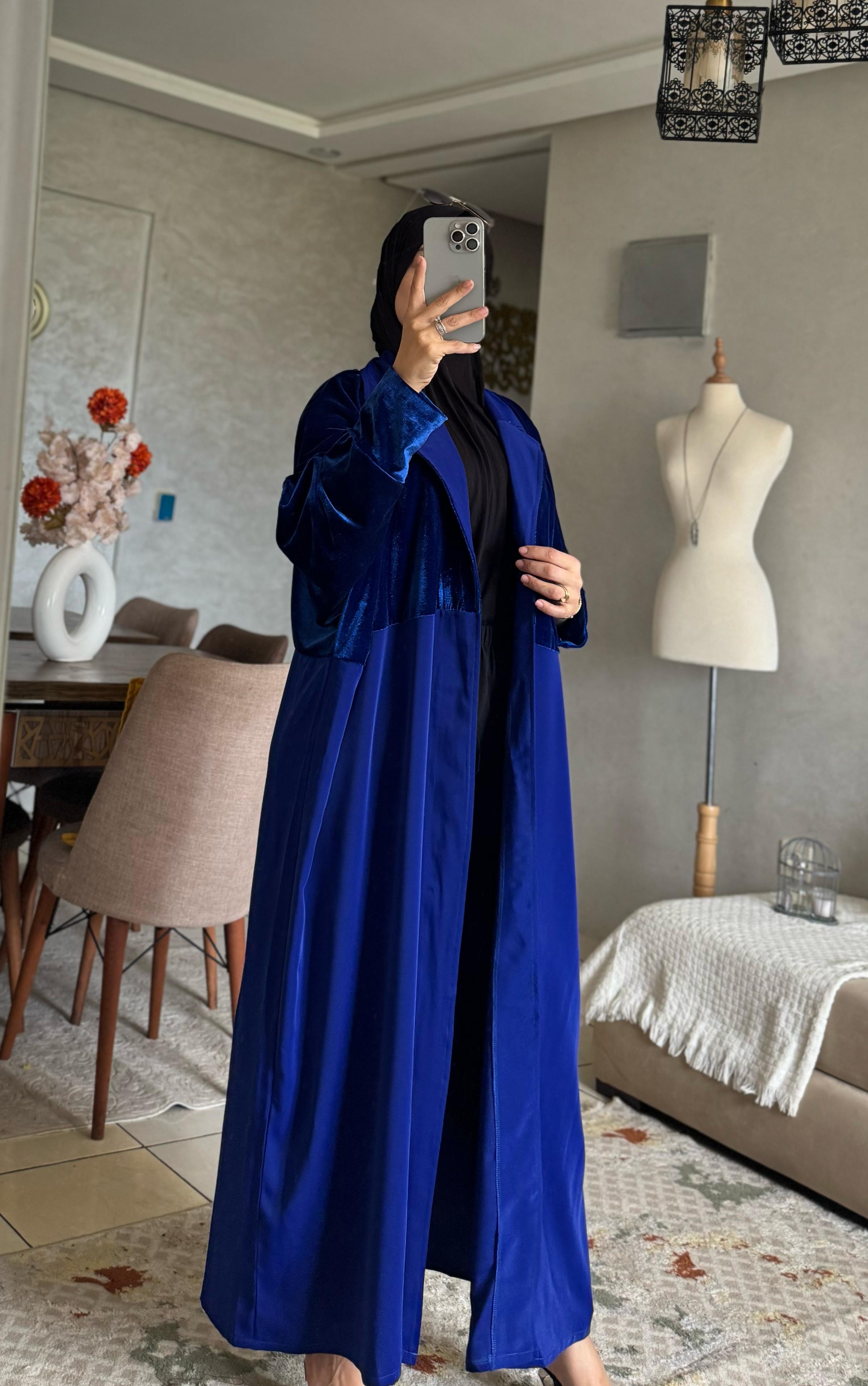 عباية فيروز المخملية