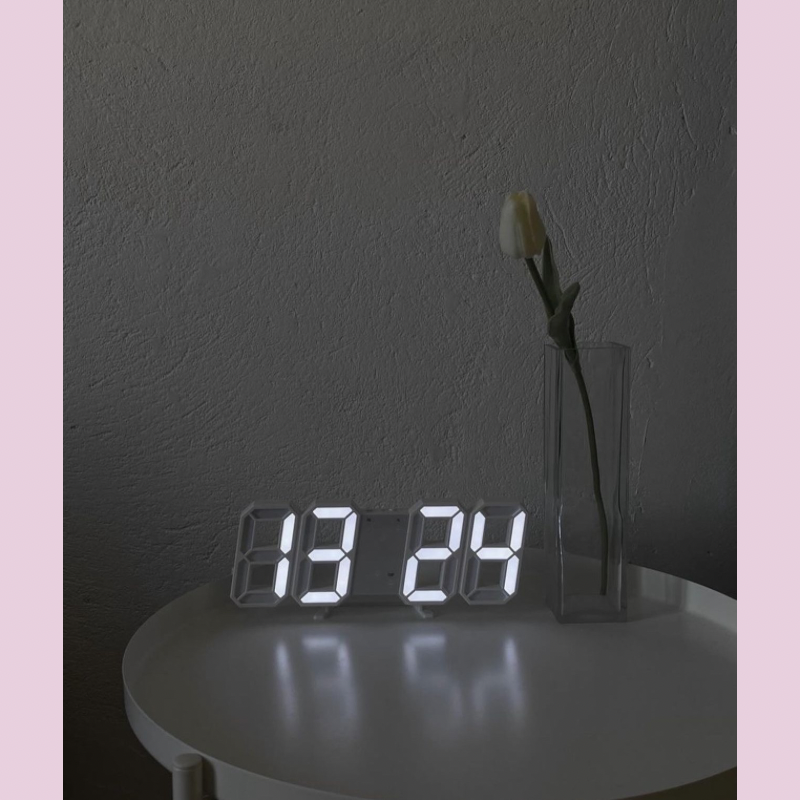 Aesthetic Digital Clock