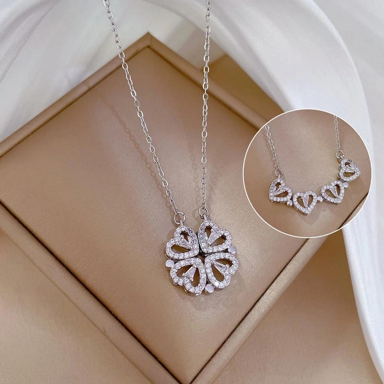 4-heart Magnetic necklace