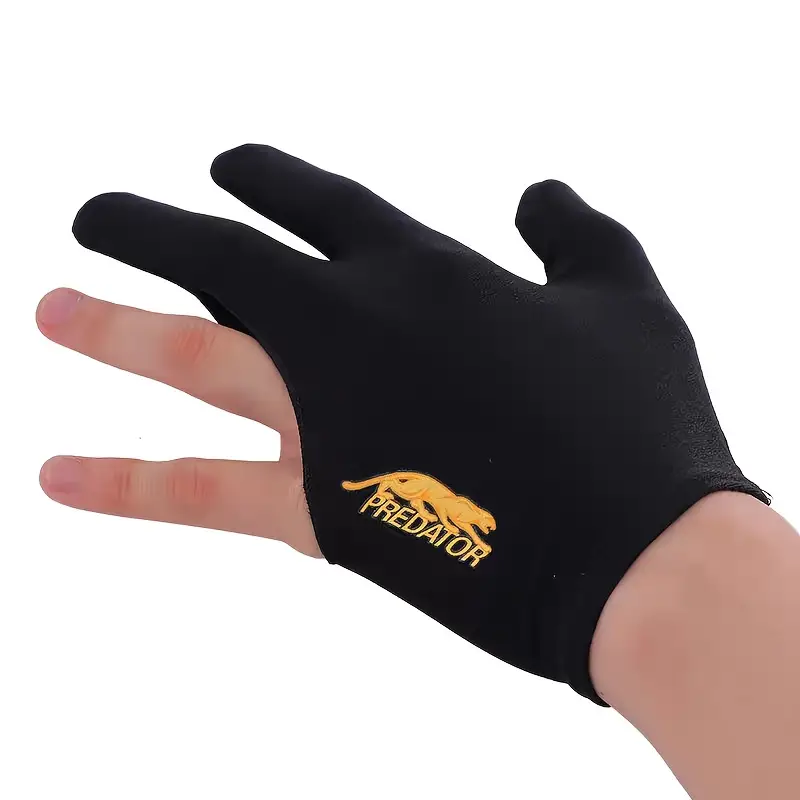 Pro Pool Accessory Set – 3 Chalks + 1 Predator Glove | High-Quality Gear for Professional Players