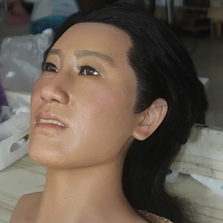 person 3 silicone mask simulation