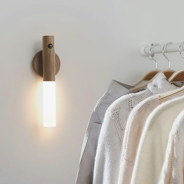 إضاءة ذكية تُنير منزلك بأمان… وتُضفي عليه لمسة من الأناقة