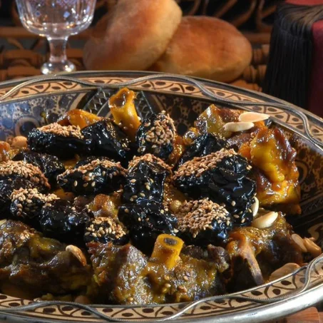 طاجين اللحم