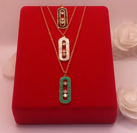 سلاسل عنق رائعة