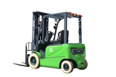 EKKO 4 Wheel Electric Forklift, 5000 lbs Cap., 212″ Lift Ht – EK25G-212LI