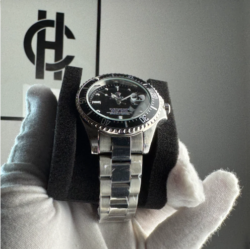 ROLEX - SUBMARINER DATE