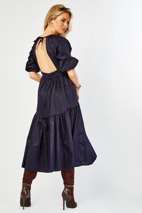 Robe midi à étages avec manches ballon raglan