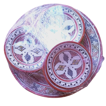 طقم أطباق خزفية يدوية بنقوش تقليدية حمراء