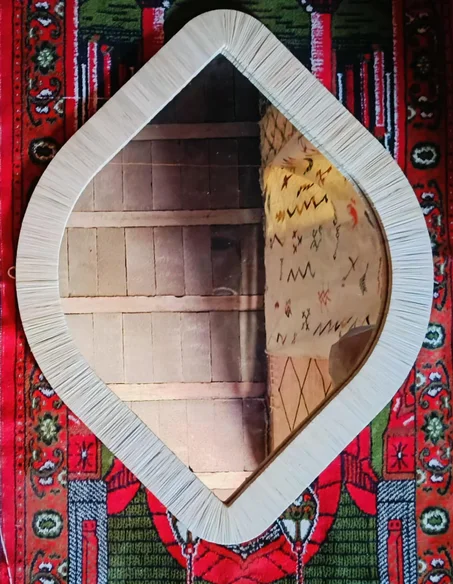 *"مرآة عين بحجم 30/50 سم: جمال وإبداع حرفي بأسعار مناسبة"*