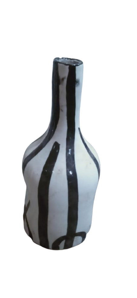 مزهرية فنية فخارية يدوية الصنع بحجم 30 سم / 18 سم ووزن 2 كيلوغرام