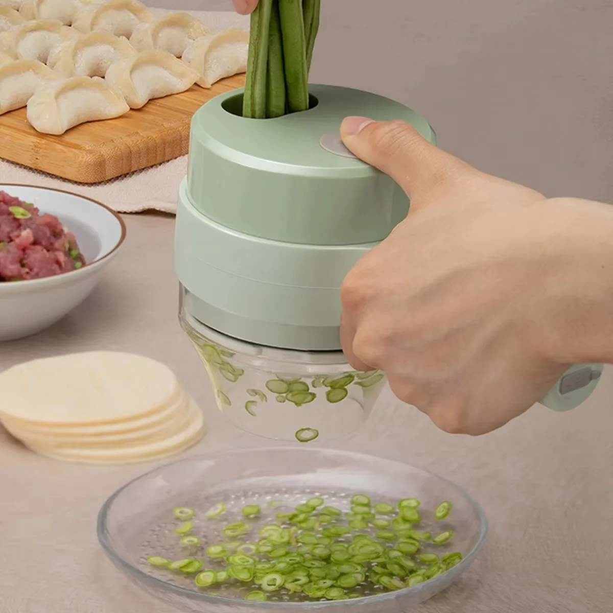 Des milliers de familles utilisent déjà ce coupe-légumes électrique.