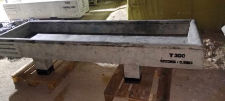 معالف خرسانية لتربية الأبقار