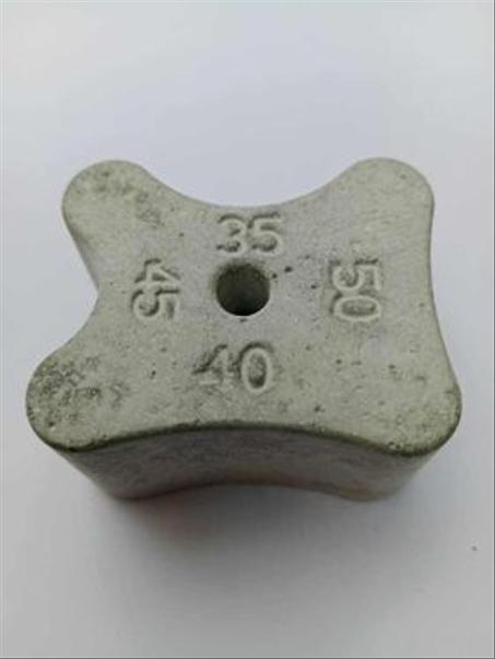 مقاس 35*40*45*50 الكمية في العلبة 80 قطعة