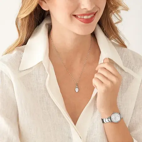 ساعات نسائية