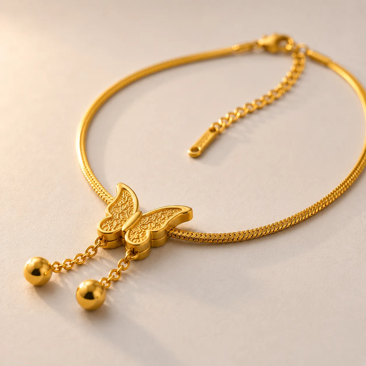 Collier Papillon Doré