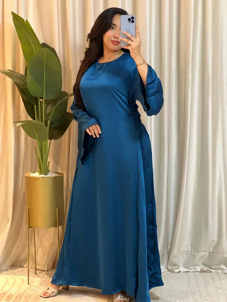 Robe Satin Farwasi – أناقة وفخامة تخطف الأنظار ✨