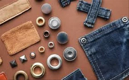 الملابس والاكسسوارات