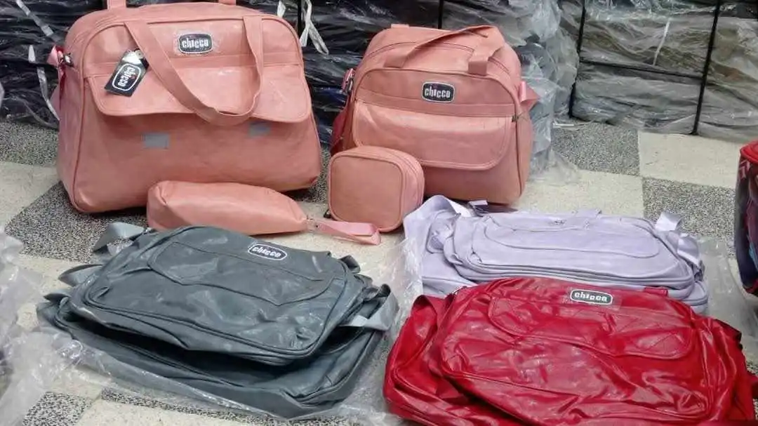 تشكيلة Chicco الفاخرة للرضع (4 قطع) 💎🌸