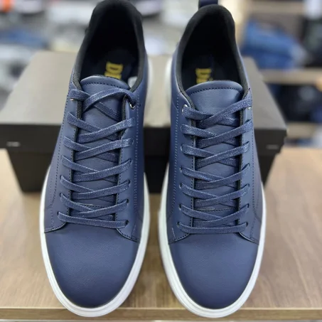 snaeker bleu