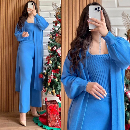 ENSEMBLE 3 PIECES EN LAINE (Ref 77)