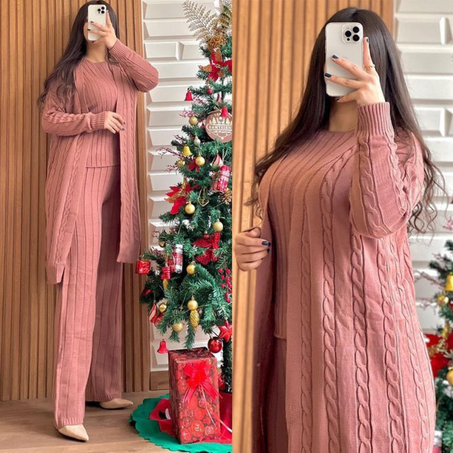 ENSEMBLE 3 PIECES EN LAINE (Ref 10 C)