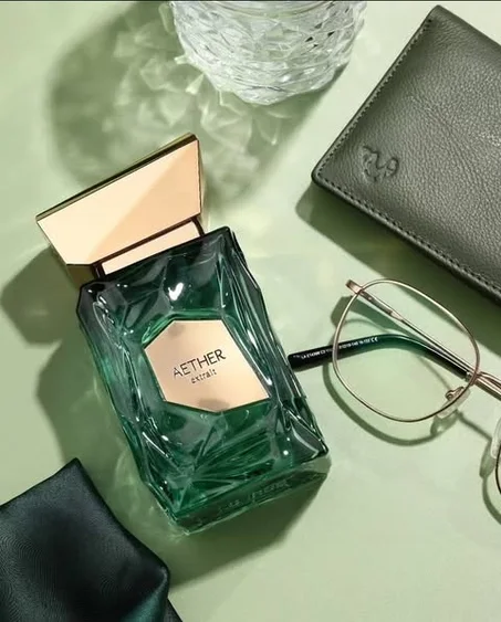 AETHER Extrait de parfum بديل Greenley Parfums de Marly
