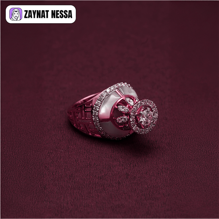 خاتم زينة النسا الفاخر – تصميم ملكي مرصّع بالأحجار البراقة